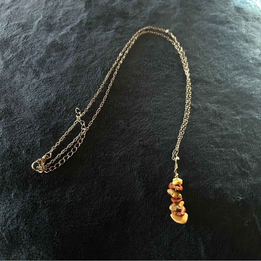 Handcrafted genuine stone pendant on chain necklace - Picture 6 of 8